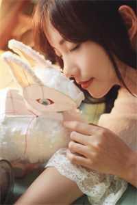 仙尊今天也在养猫灼夏