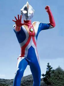 奥特曼穿越平行宇宙